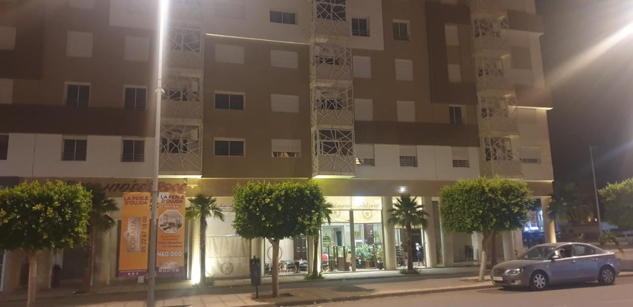 Coralia Bel F3 Clim Wifi Parking Prive Iptv Apartman Oujda Kültér fotó
